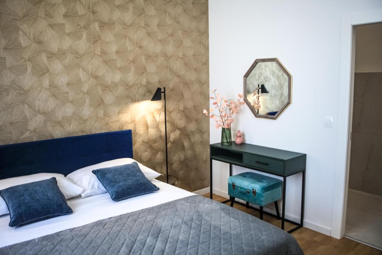 Hedone City Luxury Apartments With Free Parking Пула Екстериор снимка