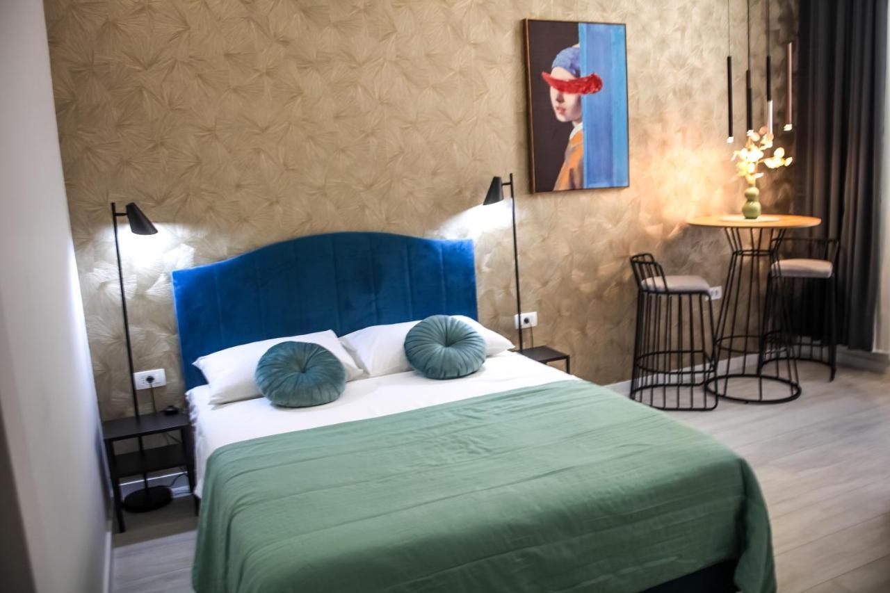 Hedone City Luxury Apartments With Free Parking Пула Екстериор снимка
