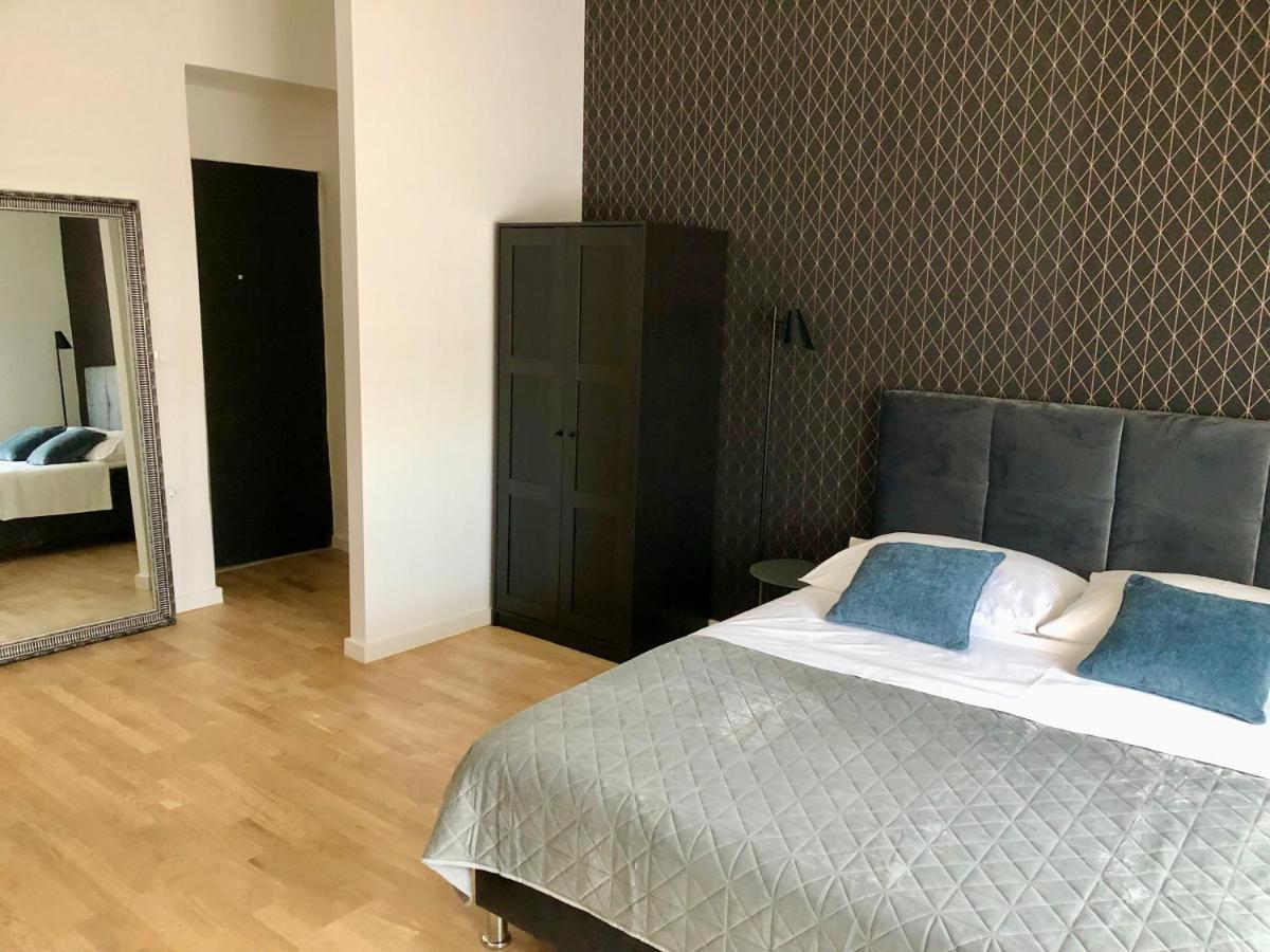 Hedone City Luxury Apartments With Free Parking Пула Екстериор снимка