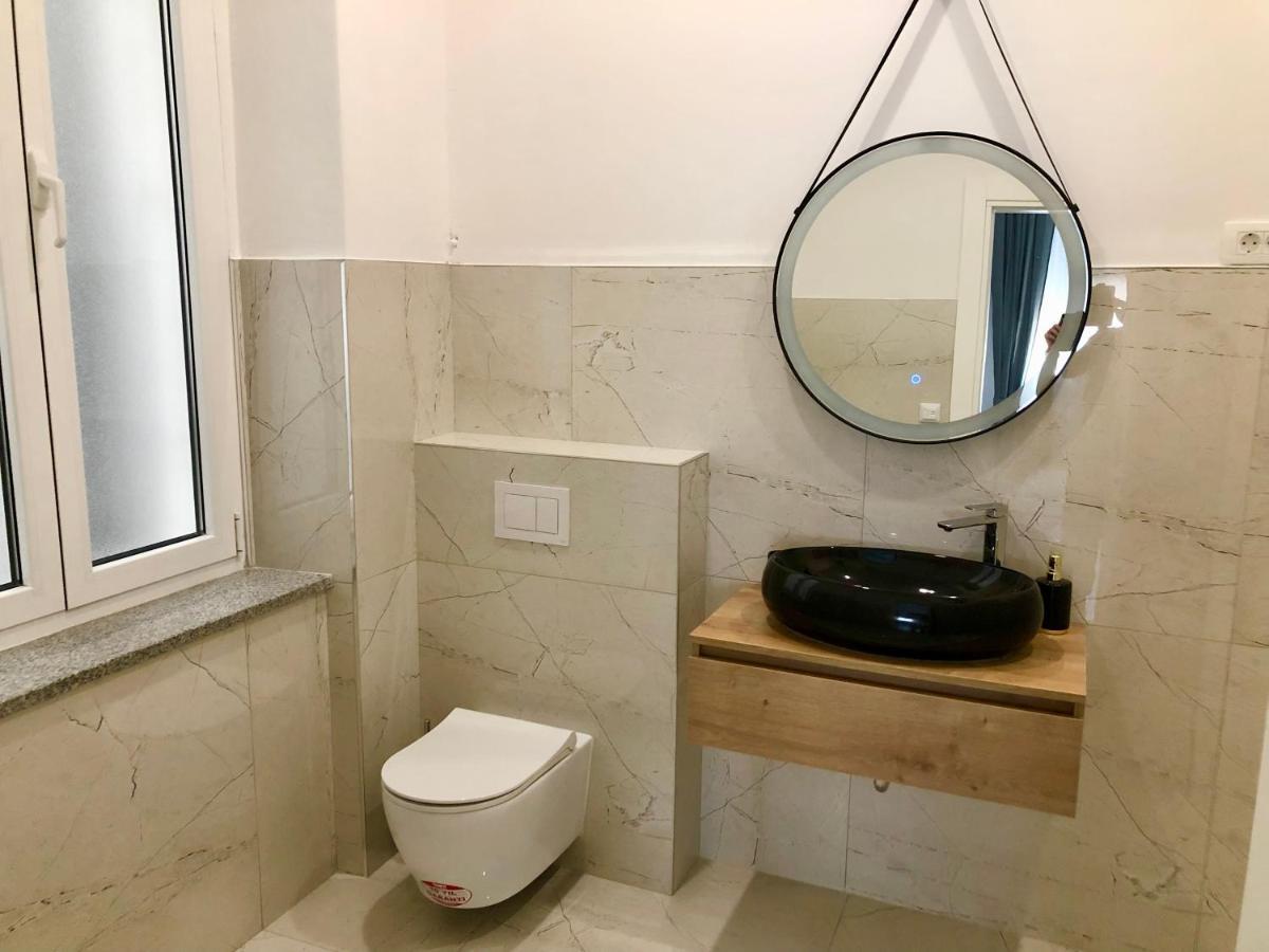 Hedone City Luxury Apartments With Free Parking Пула Екстериор снимка