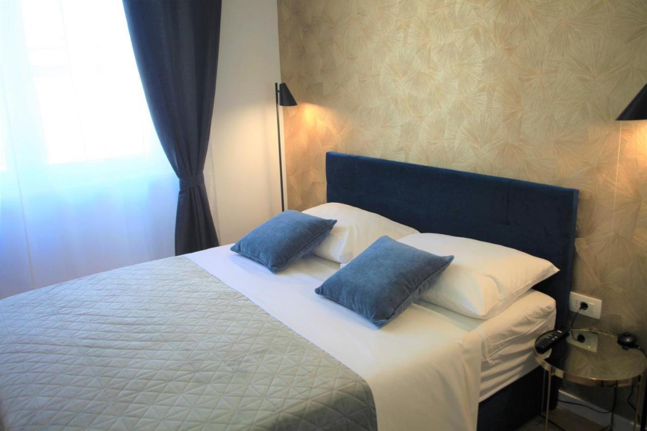 Hedone City Luxury Apartments With Free Parking Пула Екстериор снимка
