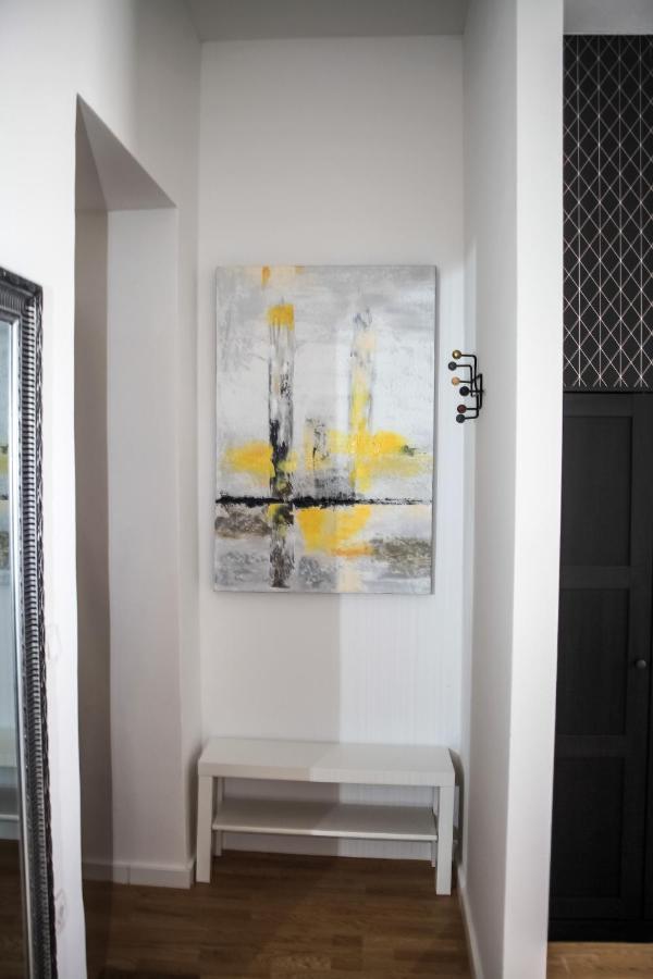 Hedone City Luxury Apartments With Free Parking Пула Екстериор снимка